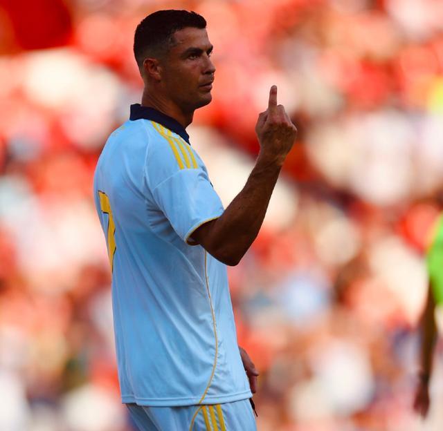 前三轮保持, 科曼