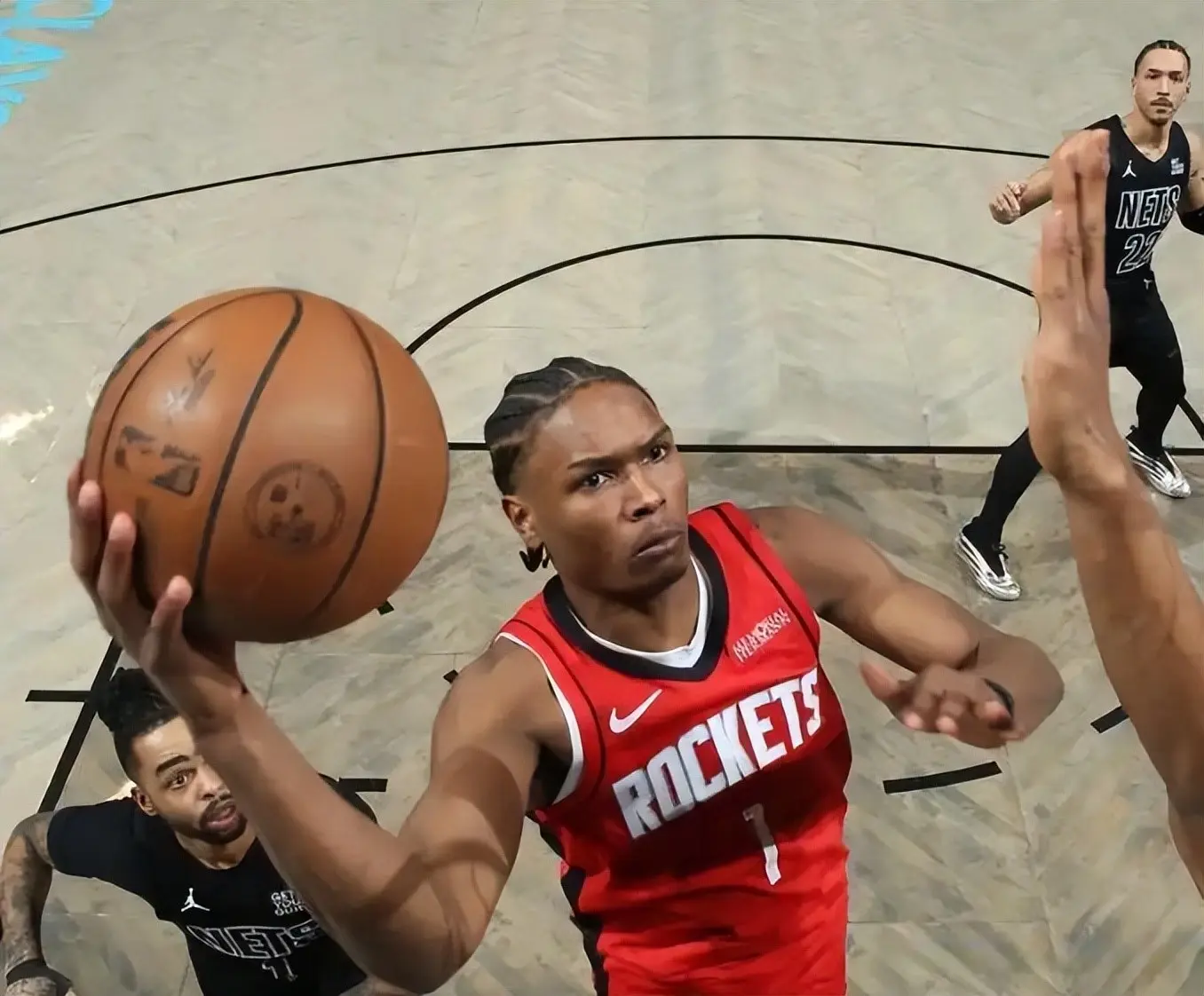 AA, 是三分投篮 AA, 是三分投篮