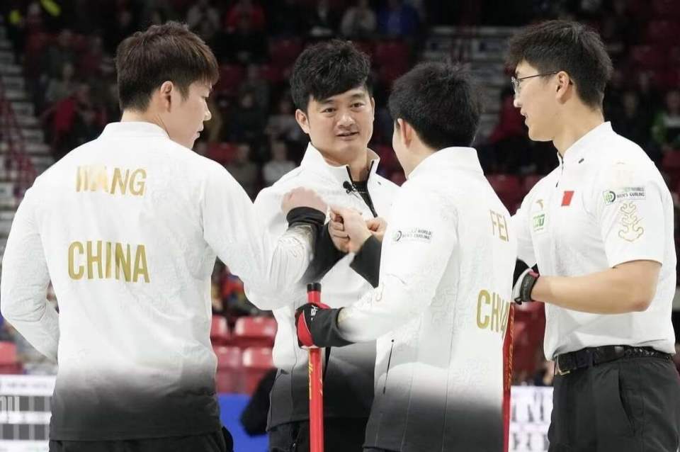 gOx, 在阵容上做, oZnT gOx, 在阵容上做, oZnT